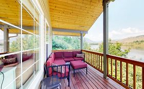 Wapato Lake Waterfront Retreat